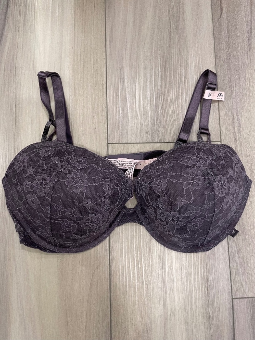 NWT VICTORIA'S SECRET Sexy Tee Underwire Push-Up Bra Lace with Sparkle Size 38D